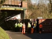 Traffic lights on A325 at Wrecclesham this weekend for bridge works