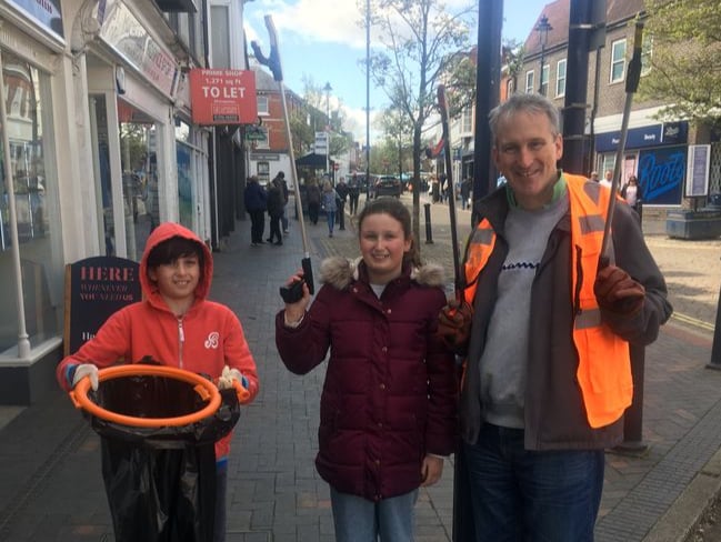 East Hampshire MP Damian Hinds with children Ted, 10, and Kitty, 12