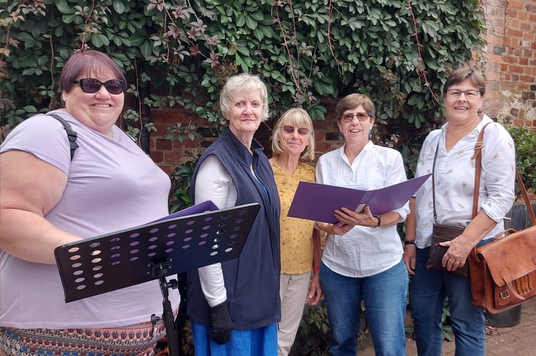 Vivaldi Singers in Lion & Lamb Yard