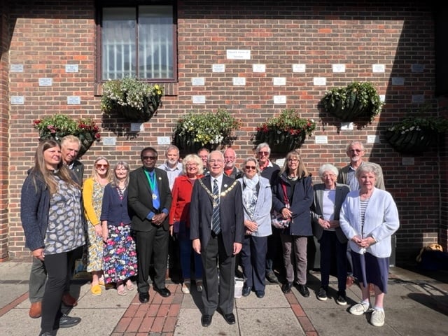 A plaque has been unveiled on the Famous Names of Farnham wall in South Street, commemorating the life and art of Kitty Milroy