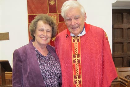 Reverend retires after years of service in Farnham and Tilford
