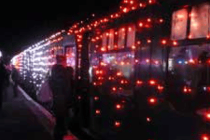 Video: Alresford Christmas lantern procession a dazzling experience