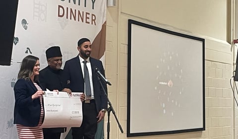 Ahmadiyya group serves up a community treat