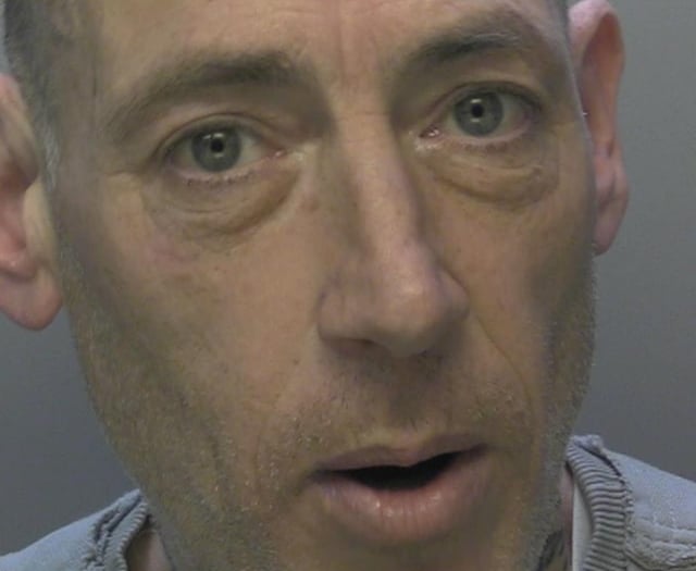 Police appeal to find wanted Godalming man with links to Farnham 